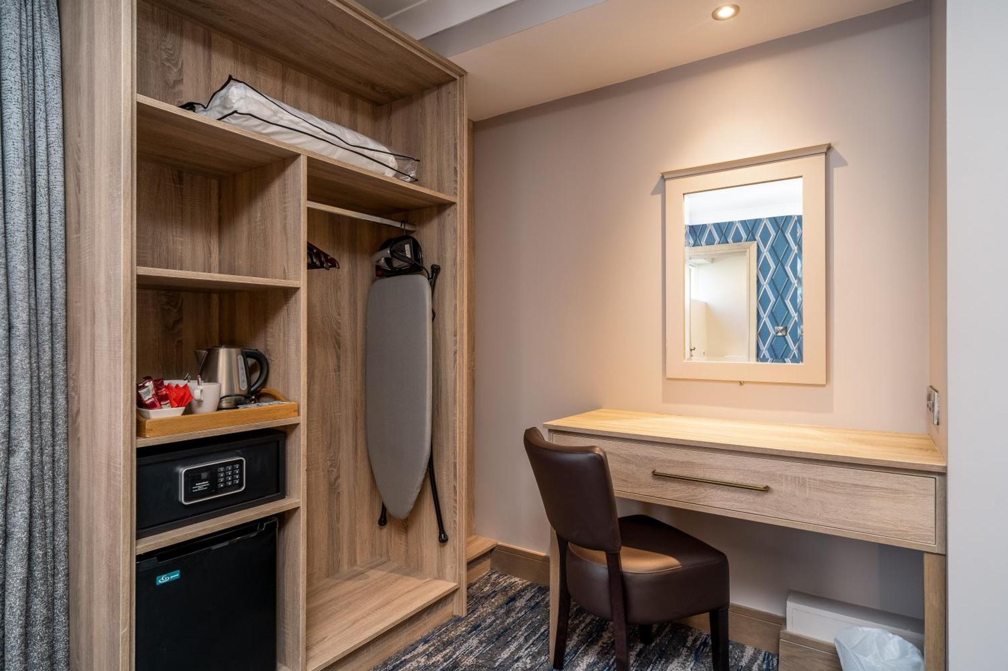 Rochestown Lodge Hotel Dun Laoghaire Ngoại thất bức ảnh