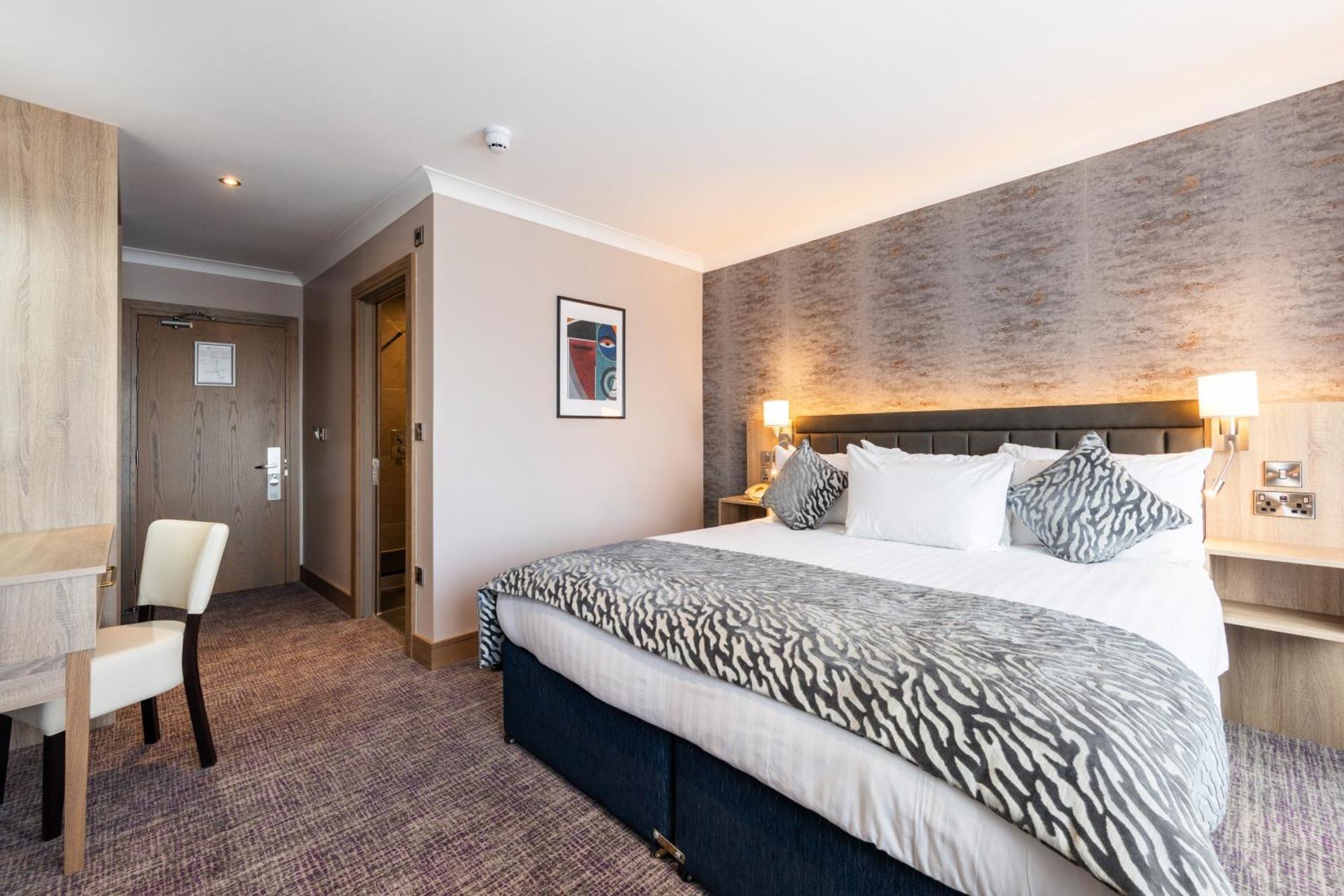 Rochestown Lodge Hotel Dun Laoghaire Ngoại thất bức ảnh