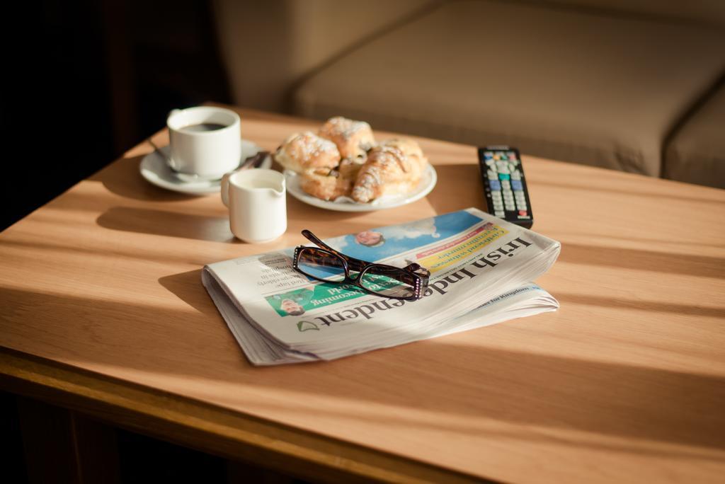 Rochestown Lodge Hotel Dun Laoghaire Ngoại thất bức ảnh